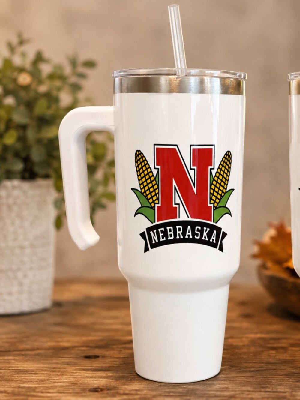 XL N Nebraska Tumbler with handle